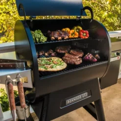 Barbecue à Pellets TRAEGER Ironwood 650 7 Barbecue à Pellets TRAEGER Ironwood 650 -Magasin De Fournitures De Cuisine Pour Barbecue barbecue a pellets traeger ironwood 650 noir 3